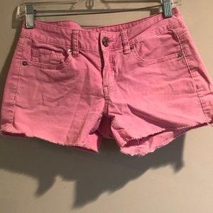 American Eagle pink shorts